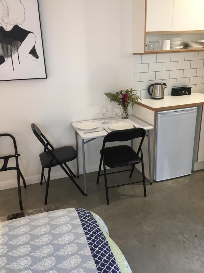 אלבורי Modern, Private And Close To Town. מראה חיצוני תמונה