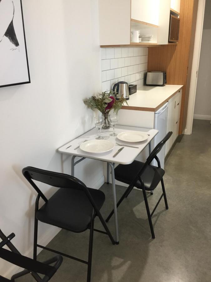 אלבורי Modern, Private And Close To Town. מראה חיצוני תמונה